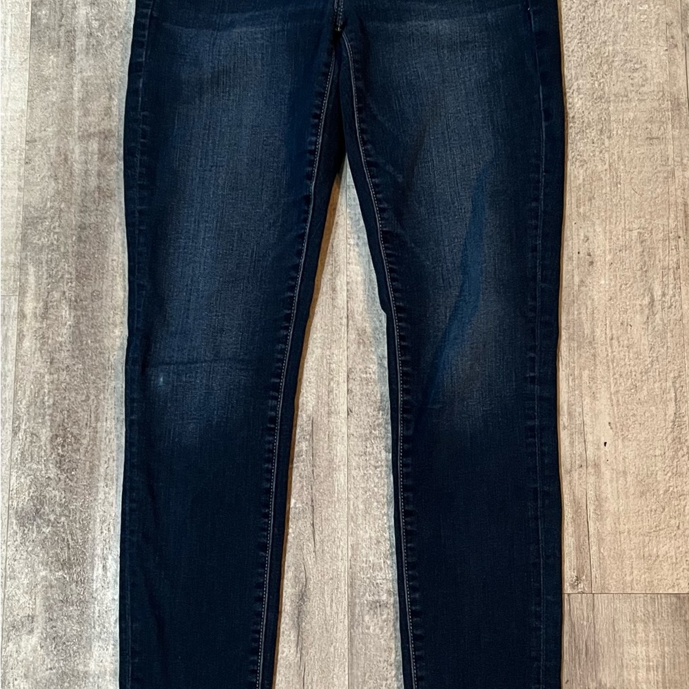American Eagle Next Level Stretch Jegging Size 8 Reg